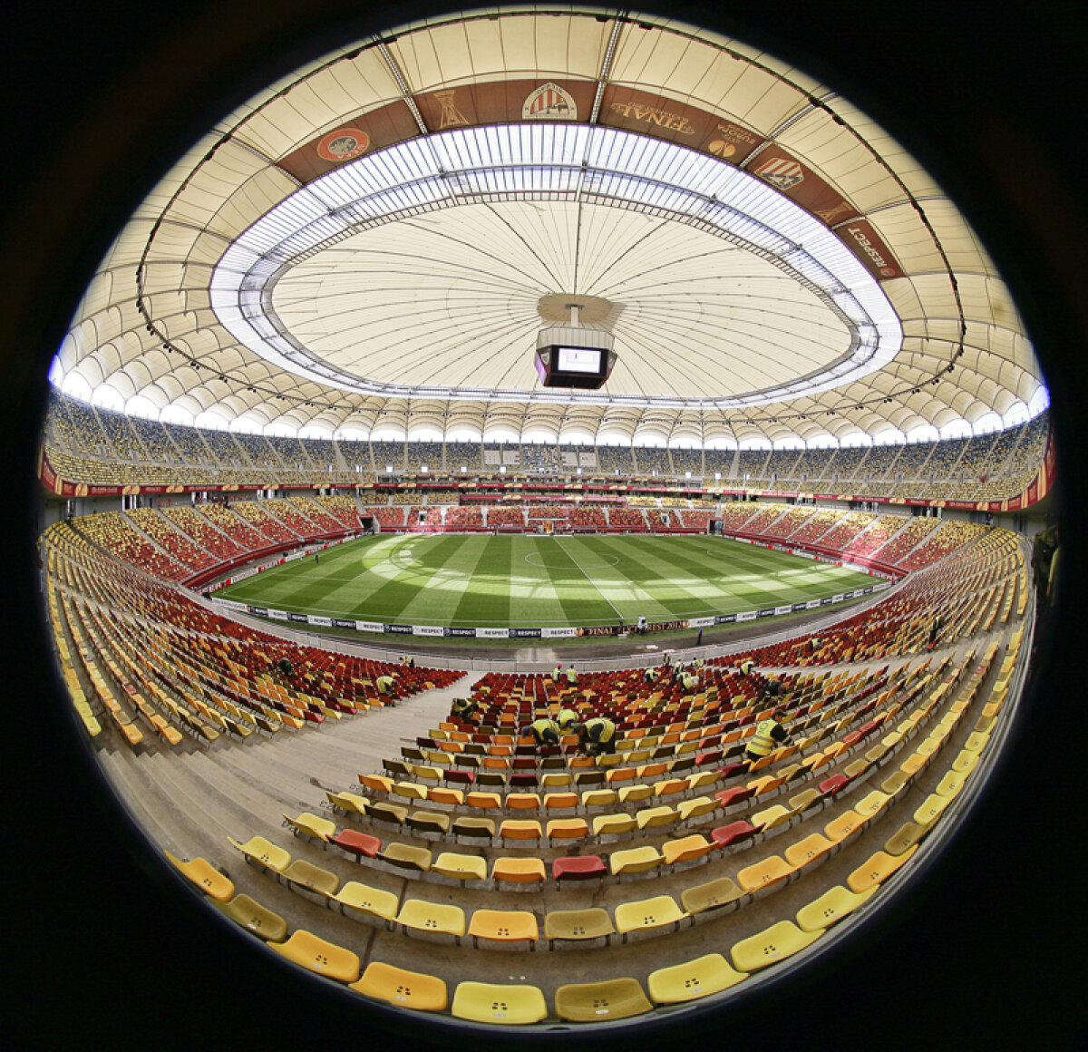 UPDATE Suporterii au umplut National Arena! Iată echipele de start. Pe cine mizezi în finala EL?