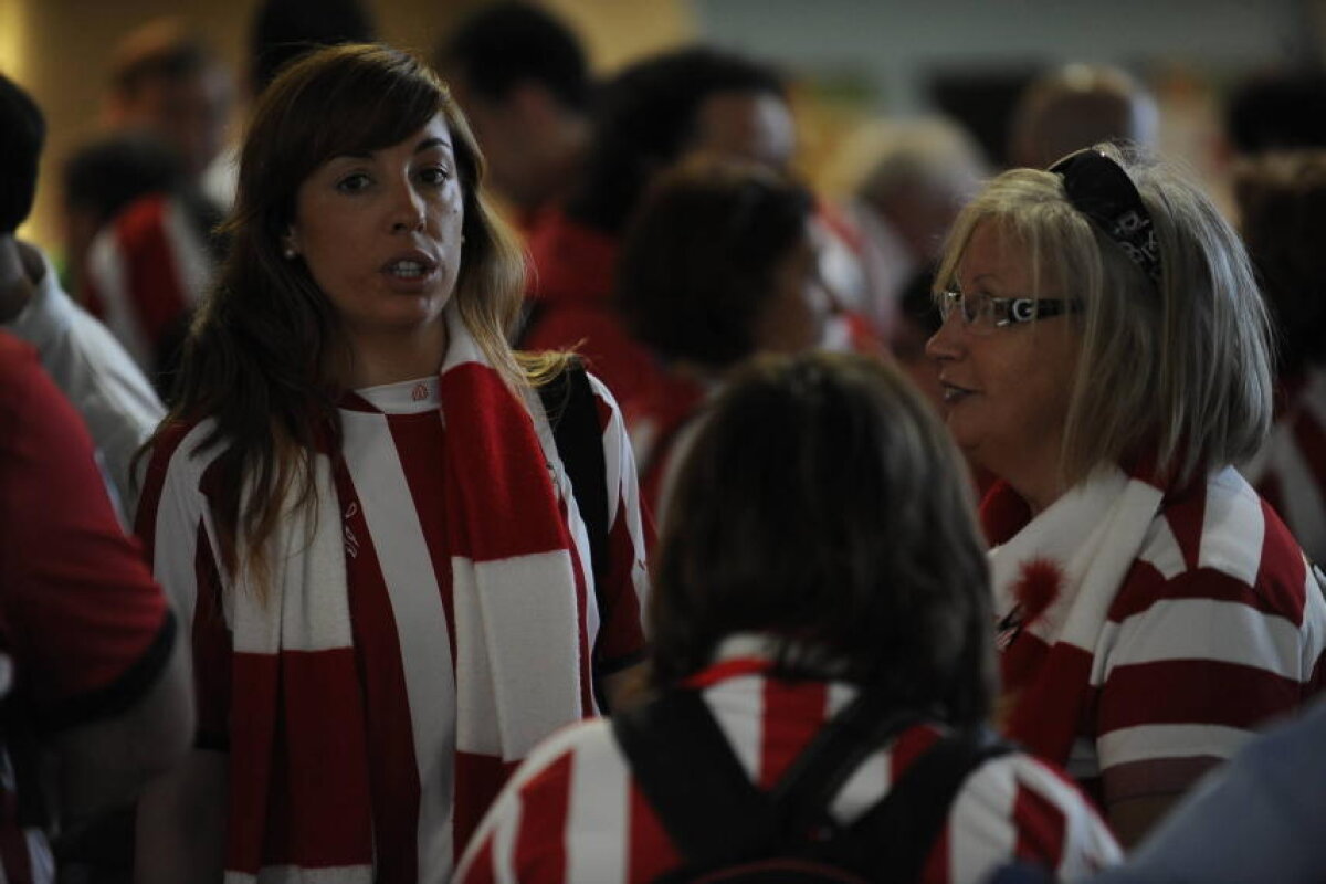 FOTO Indignare la Bilbao: multe zboruri amînate din cauza aeroportului ”Henri Coandă”, susţin spaniolii