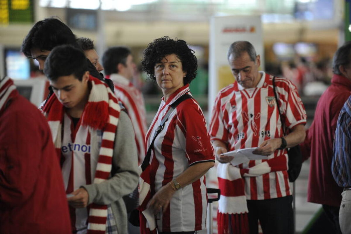 FOTO Indignare la Bilbao: multe zboruri amînate din cauza aeroportului ”Henri Coandă”, susţin spaniolii