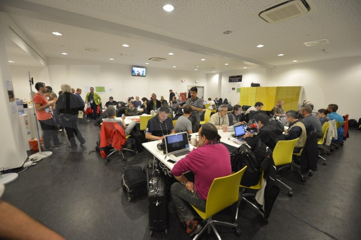 UPDATE Suporterii au umplut National Arena! Iată echipele de start. Pe cine mizezi în finala EL?