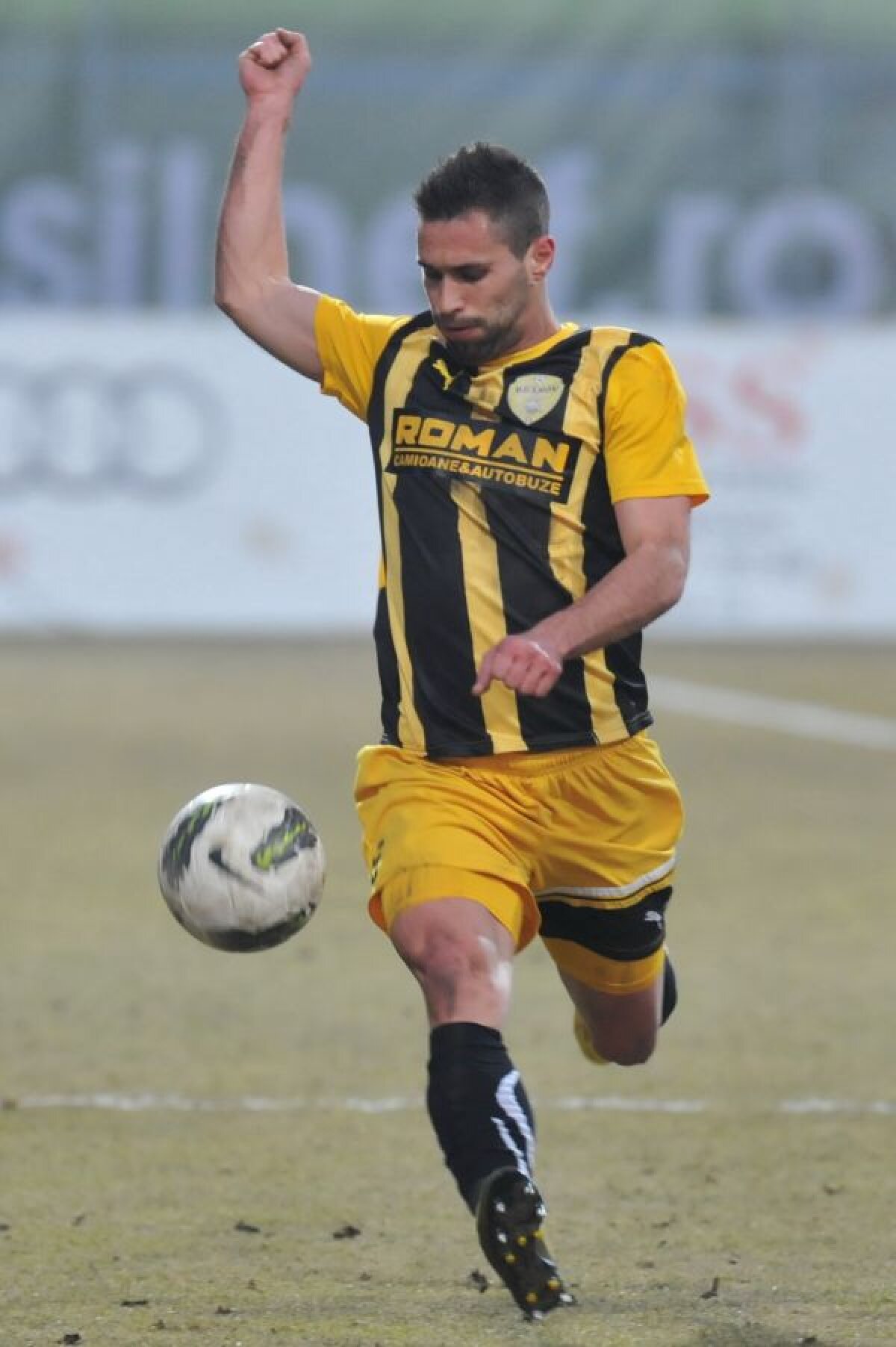 VIDEO Chinul de pe lume! » Braşovul a cîştigat greu la Mioveni, dar s-a salvat de la retrogradare