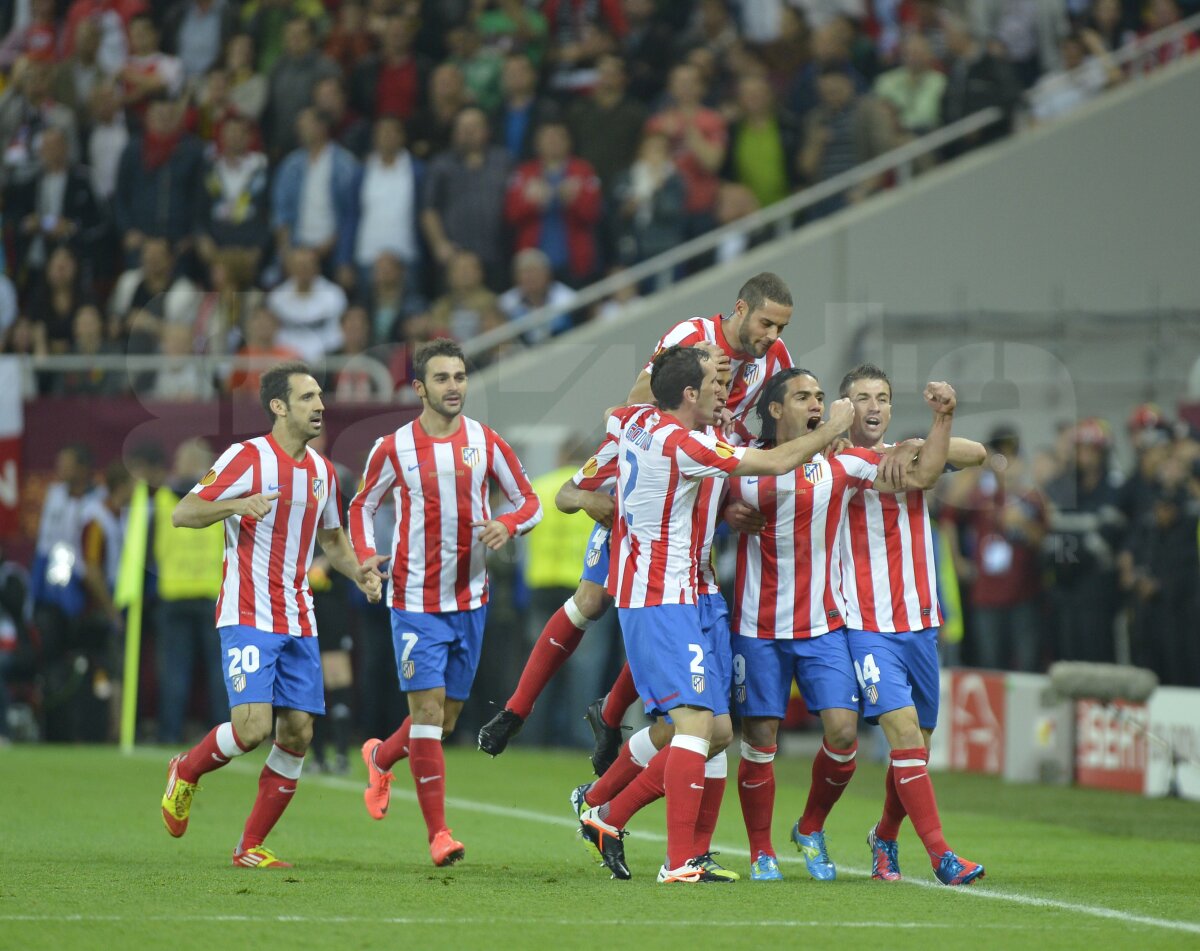 VIDEO & FOTO Atletico Madrid ridică trofeul Europa League la Bucureşti după 3-0 cu Bilbao!