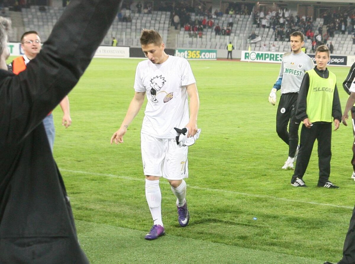 Grozav a purtat la derby un tricou defăimător la adresa rivalei CFR