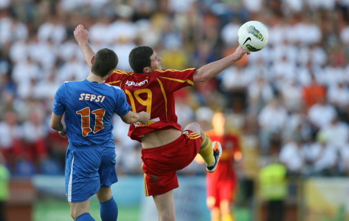 VIDEO&FOTO Ploieştenii, aproape salvaţi » Tg. Mureş - Petrolul 1-2 şi echipa lui Sabău e cu un picior în liga secundă