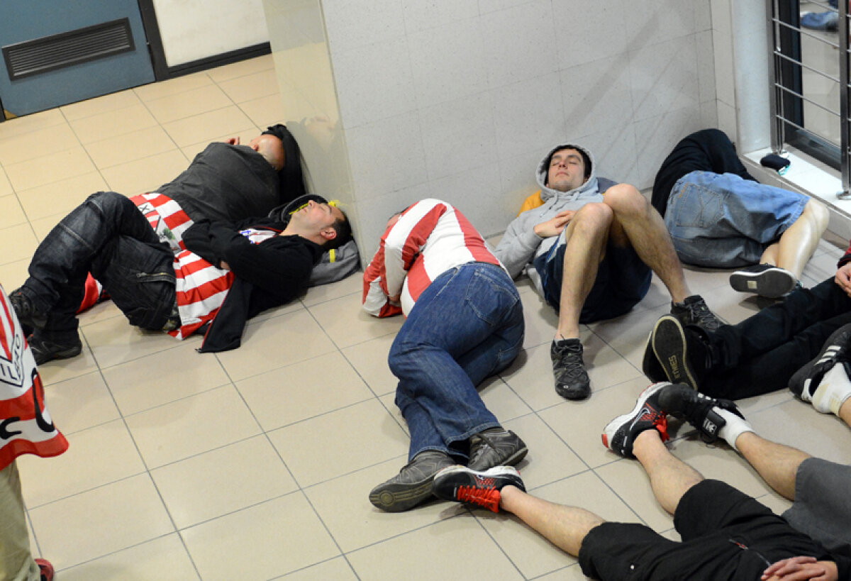 FOTO Fanii lui Bilbao au plecat supăraţi din România » ”Înghesuiţi la îmbarcare”