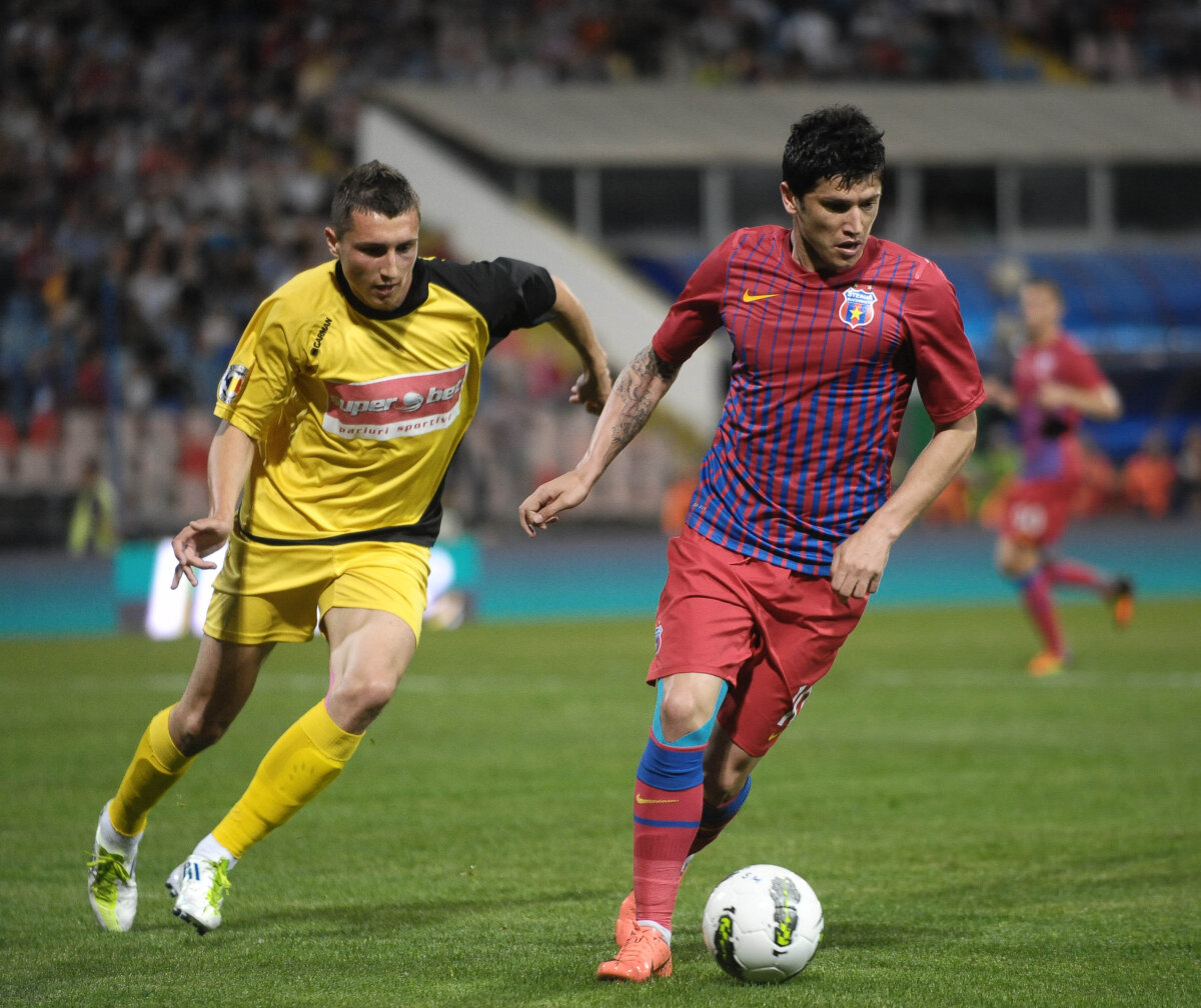 Martinovici menţine Steaua în cursa pentru titlu. Roş-albaştrii s-au apropiat la două puncte de liderul CFR după 1-0 cu Ceahlăul