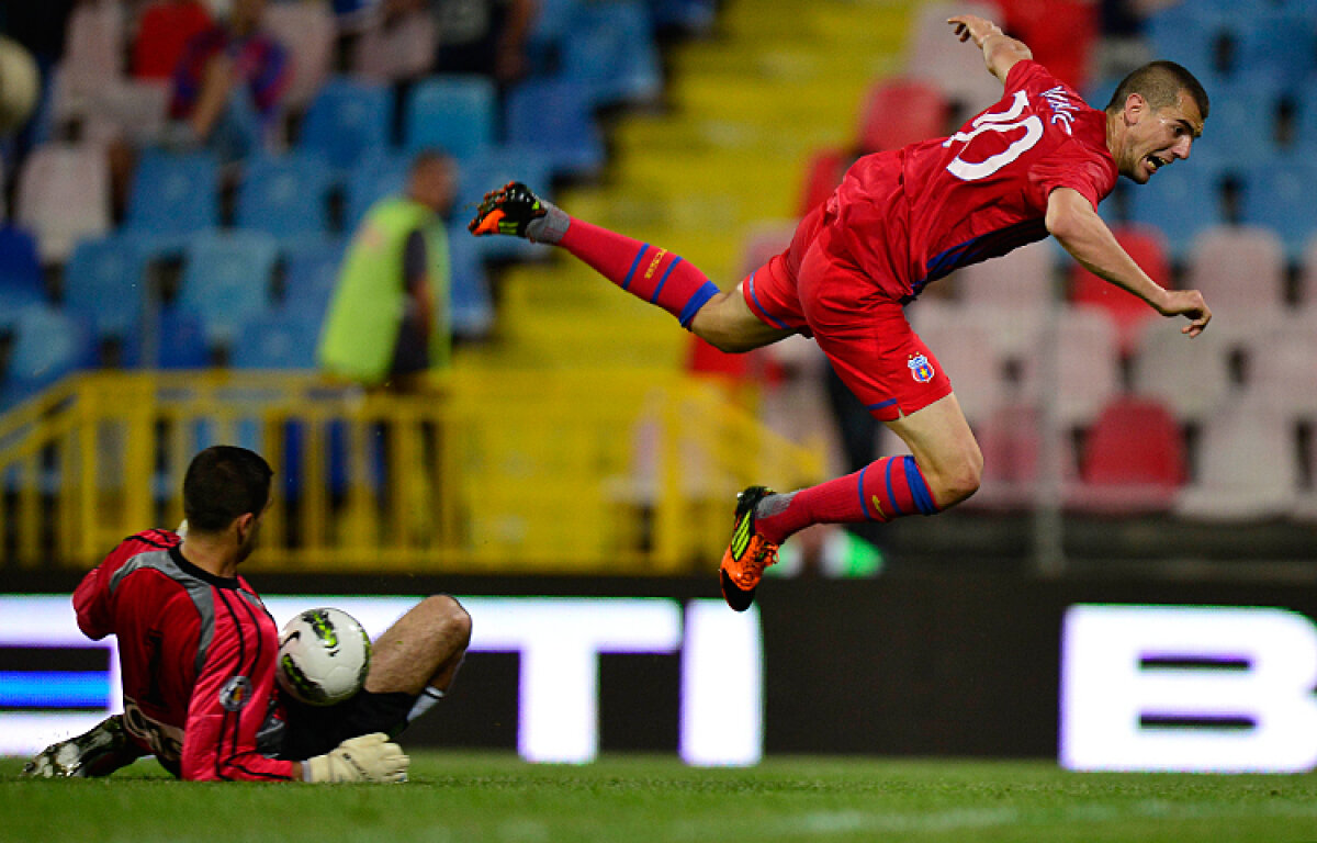 Martinovici menţine Steaua în cursa pentru titlu. Roş-albaştrii s-au apropiat la două puncte de liderul CFR după 1-0 cu Ceahlăul