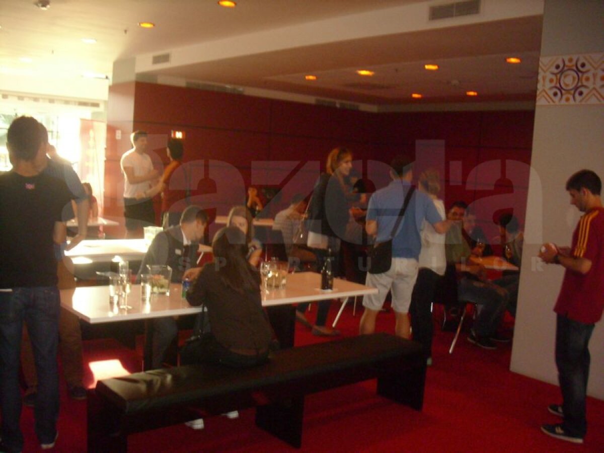 Voluntarii români lăudaţi de UEFA: "Cei mai buni din ultimele 10 finale"