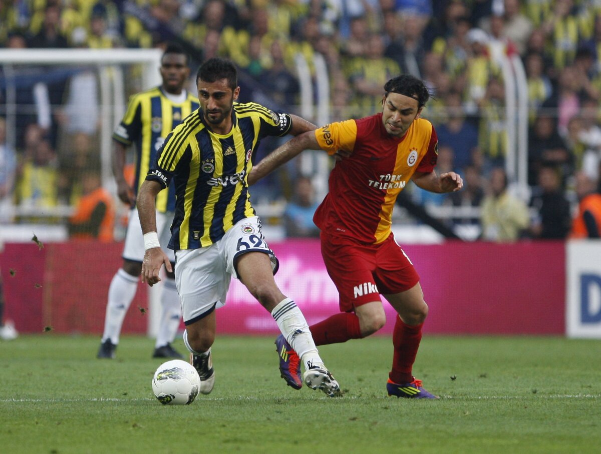 FOTO Final de vis: Galatasaray a luat titlul printr-un egal cu Fenerbahce