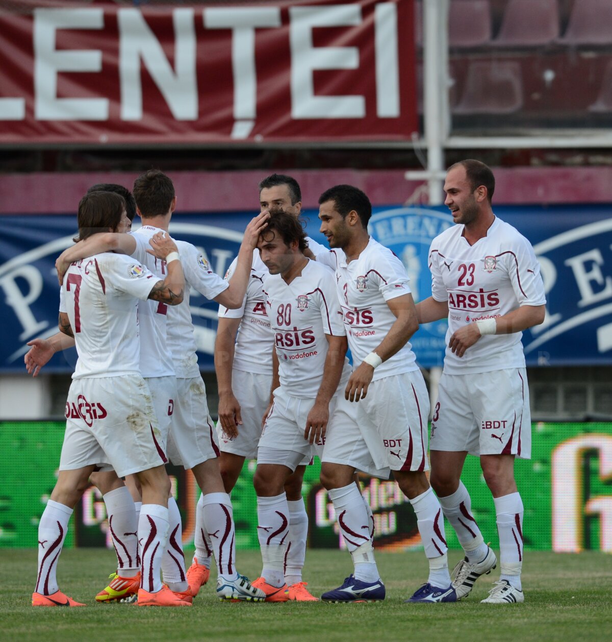 VIDEO Rapid termină la egalitate cu Pandurii (2-2)