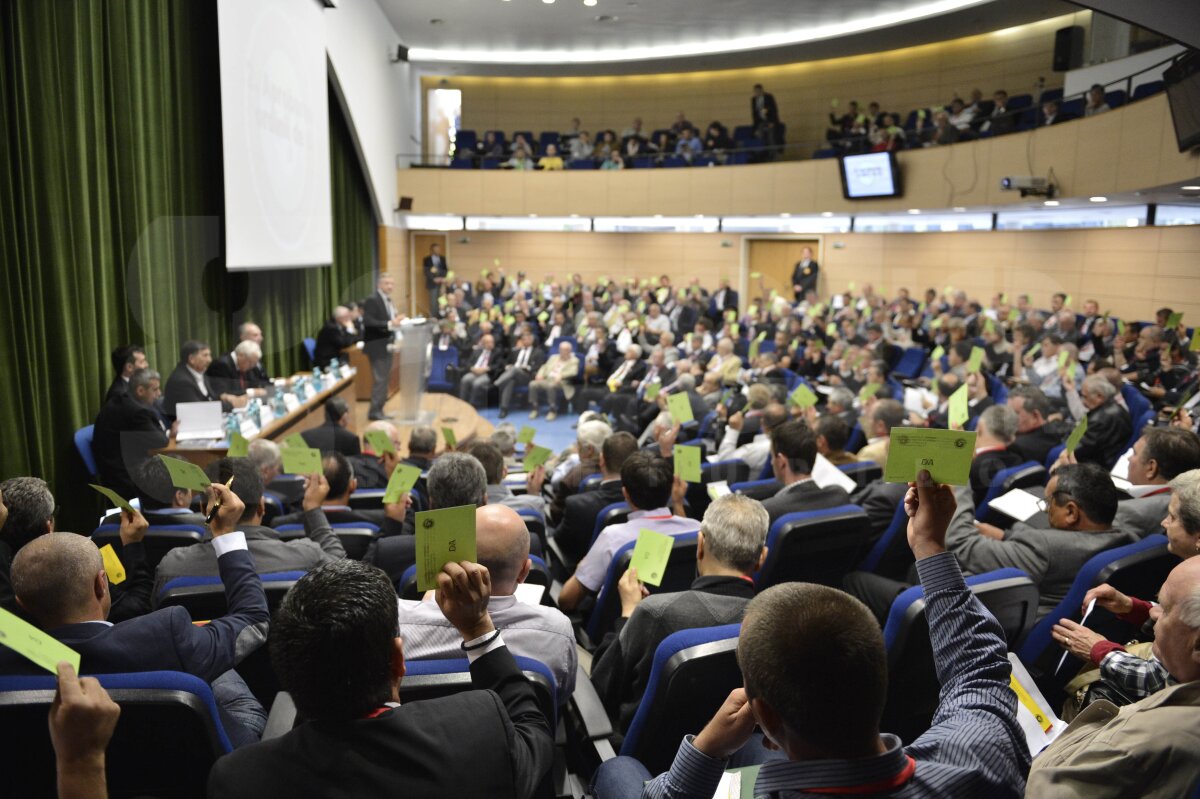 Echipa lui Mititelu, DEZAFILIATĂ OFICIAL. Decizia e DEFINITIVĂ! » Cîrţu: "Este vina lui Mititelu. Craiova nu trebuia să ajungă aici!!"