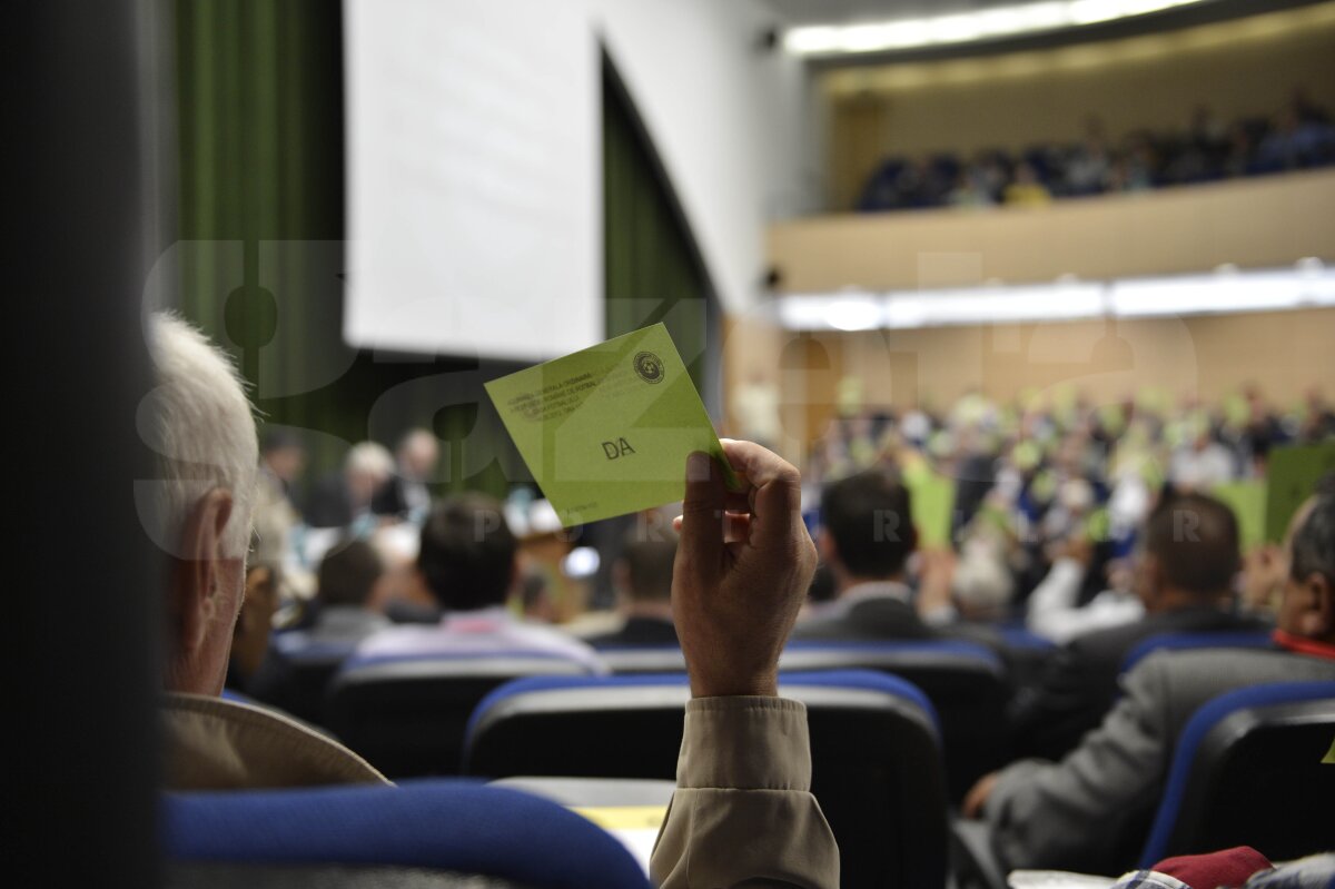 Echipa lui Mititelu, DEZAFILIATĂ OFICIAL. Decizia e DEFINITIVĂ! » Cîrţu: "Este vina lui Mititelu. Craiova nu trebuia să ajungă aici!!"