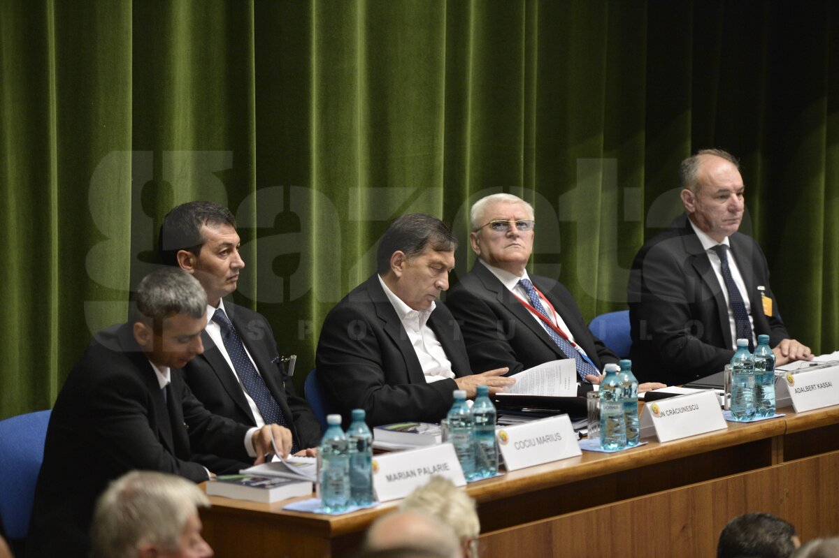 Echipa lui Mititelu, DEZAFILIATĂ OFICIAL. Decizia e DEFINITIVĂ! » Cîrţu: "Este vina lui Mititelu. Craiova nu trebuia să ajungă aici!!"