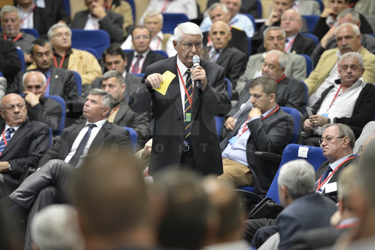 Echipa lui Mititelu, DEZAFILIATĂ OFICIAL. Decizia e DEFINITIVĂ! » Cîrţu: "Este vina lui Mititelu. Craiova nu trebuia să ajungă aici!!"