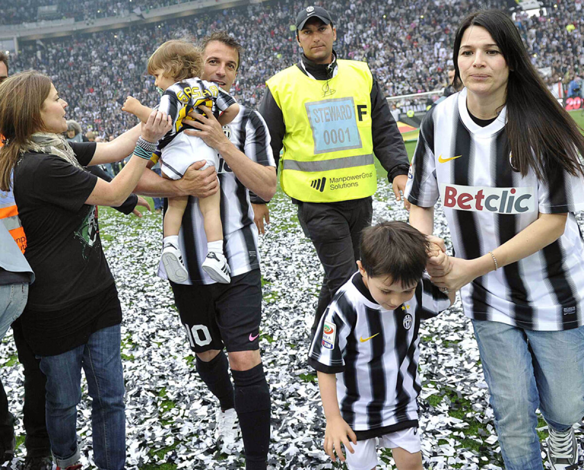 Salutul eroilor » Van Nistelrooy s-a retras definitiv! Del Piero, despărţire de Juve. Inzaghi a plecat de la Milan