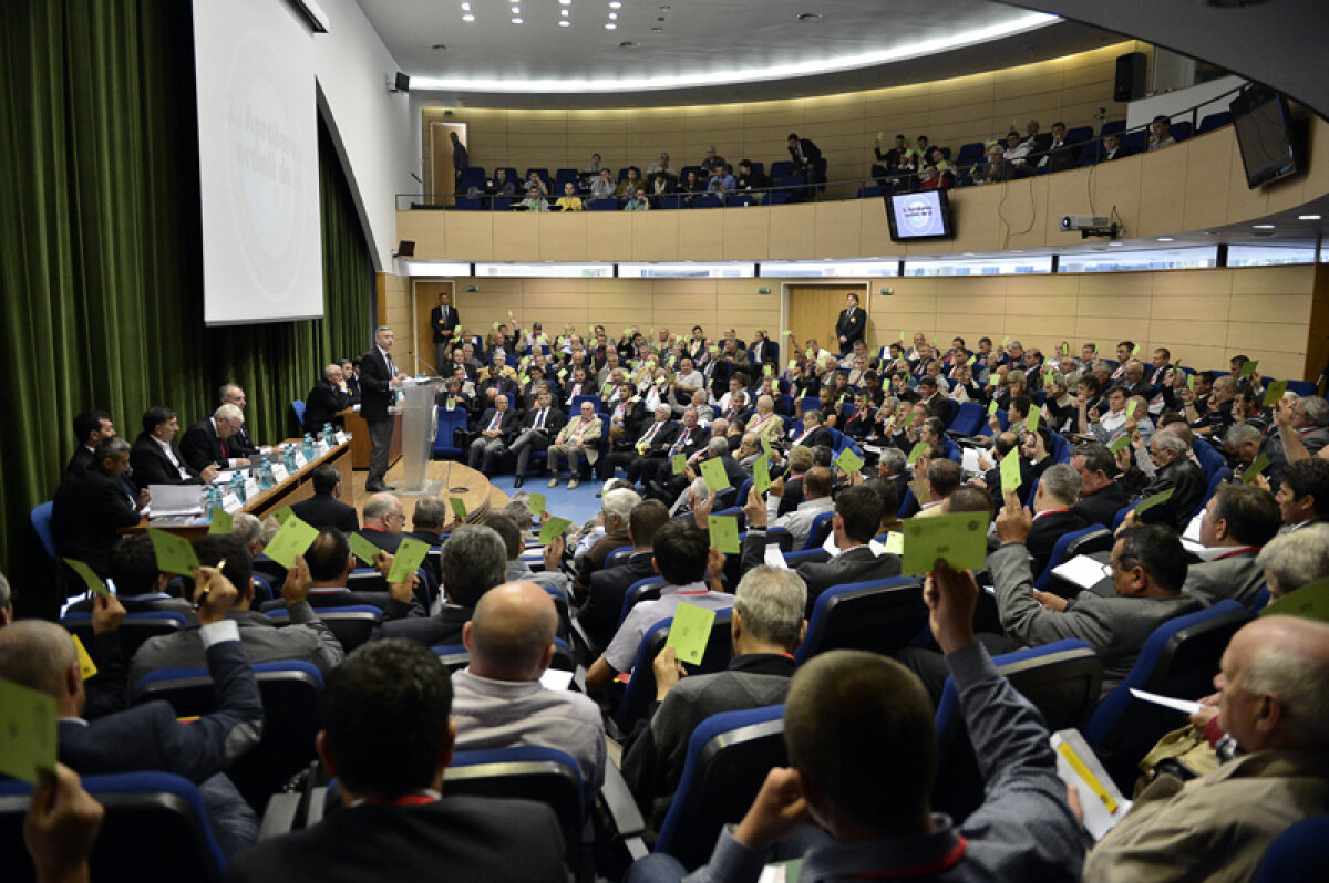 Manevră în stil comunist » Adunarea Generală FRF a validat ieri dezafilierea Universităţii lui Mititelu