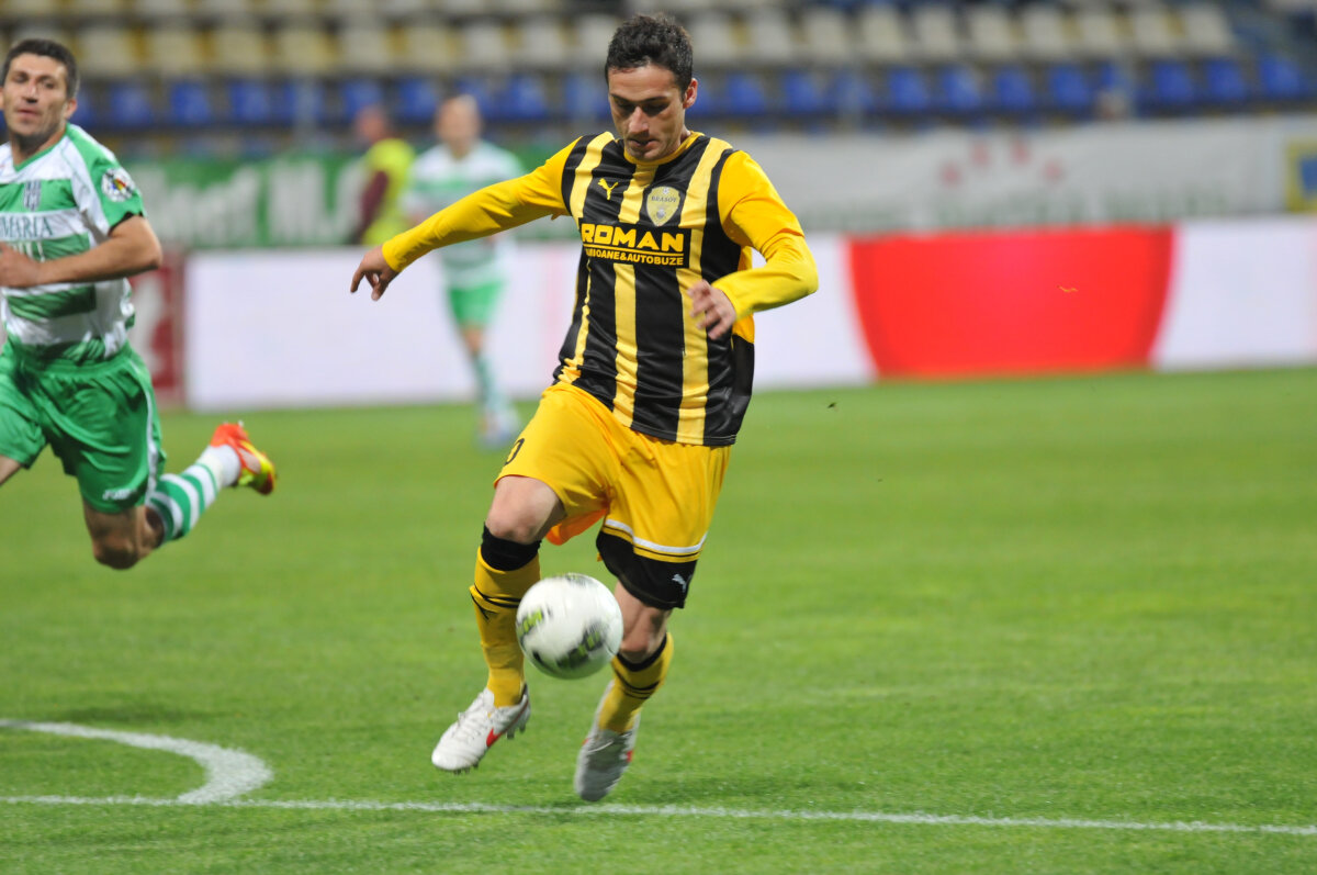 Tupeu de ”stegar”. Ilijoski se ia de marele Toshack, selecţionerul Macedoniei acum