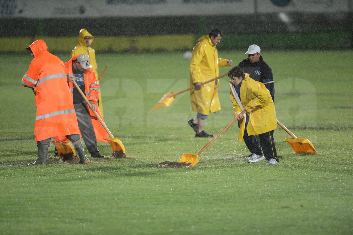 VIDEO&FOTO Înotînd spre titlu » CFR Cluj s-a impus cu 5-0 la Mioveni şi e la 3 puncte de trofeu