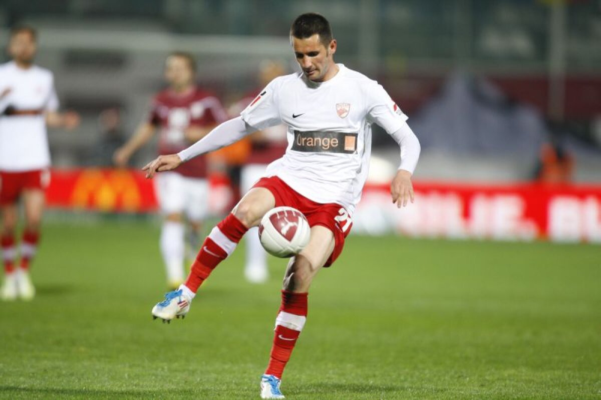 SUPERFOTO Uniforme de gală » Povestea tricourilor care au făcut istorie în ultimii 60 de ani în România şi în Europa