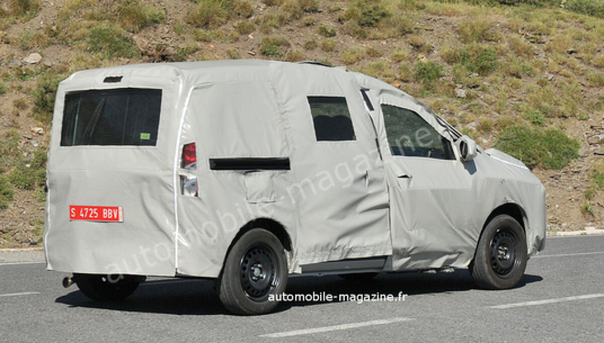 FOTO Dacia anunţă două noi modele: Dokker, un vehicul polivalent de 5 locuri, şi Dokker VAN, versiunea utilitară