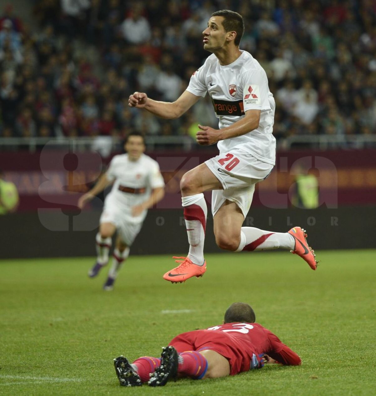 GALERIE FOTO » Steaua-Dinamo 3-2 » Sărbătoare roş-albaştră în Derby! STEAUA SPERĂ la titlu!