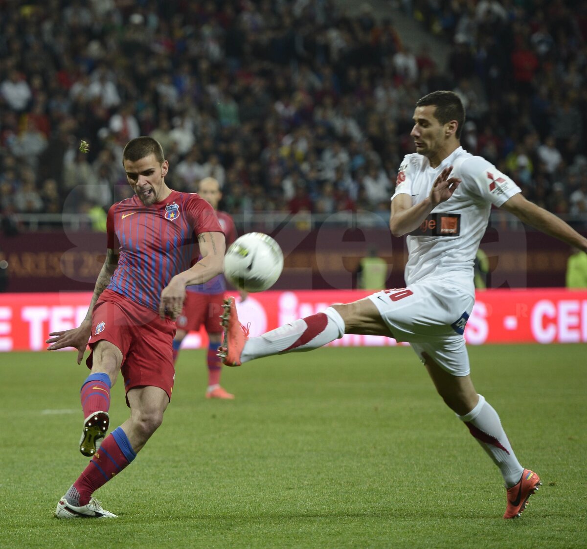 VIDEO&FOTO Steaua plînge că se termină! CRONICA unui 3-2 cu Dinamo NEBUN!