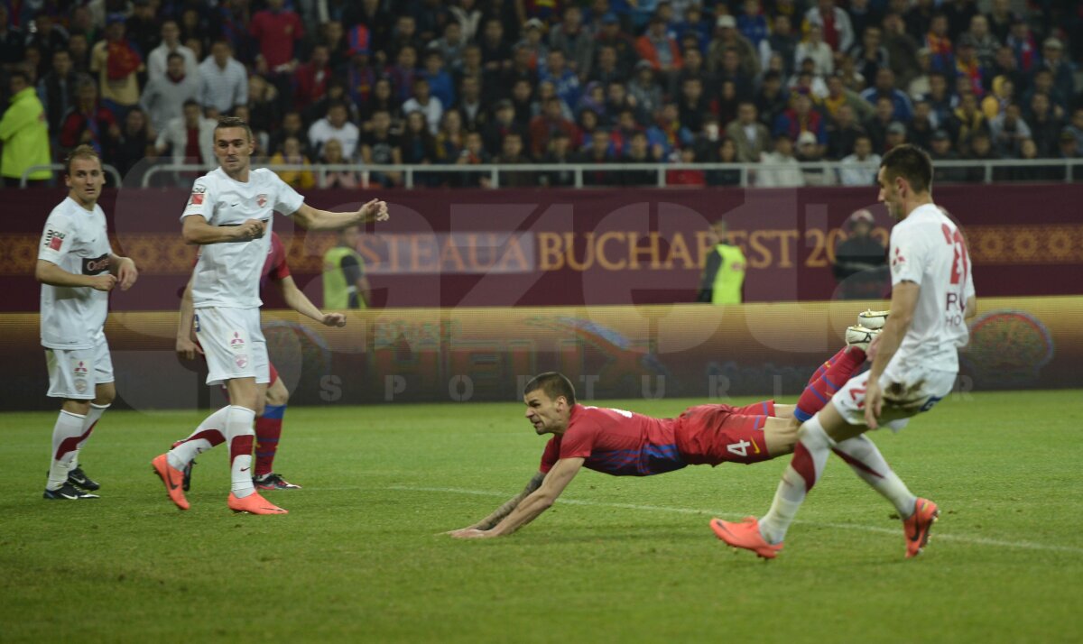 FOTO Gazeta Sporturilor a sărbătorit pe stadion derby-ul Steaua - Dinamo. Vezi aici cele mai bune 10 fotografii