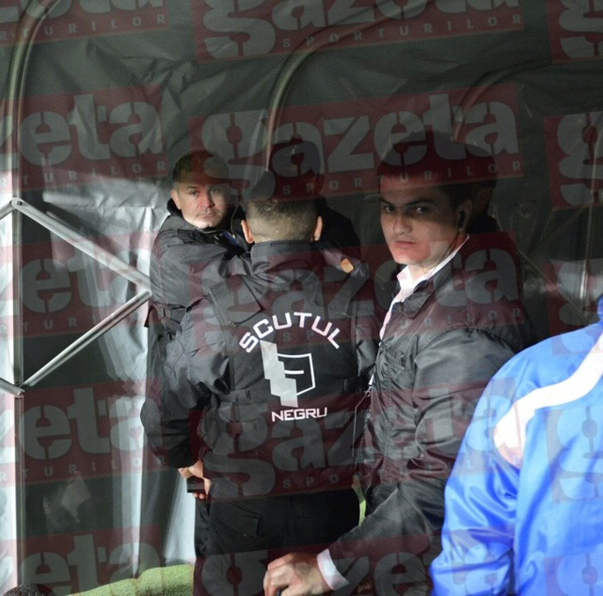 GALERIE FOTO S-a lăsat iar cu bătaie! Beto a încasat-o tot pe tunel :S