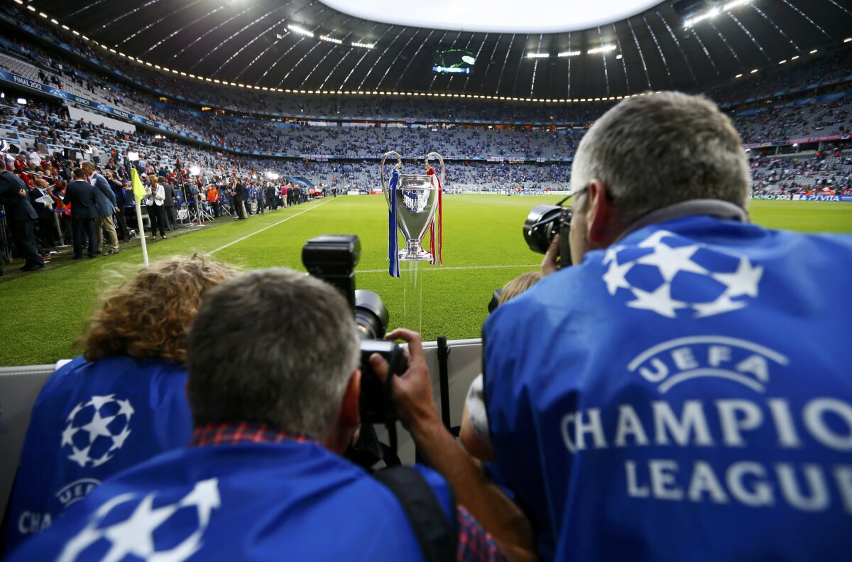 FOTO&VIDEO Sărbătoare pe Allianz Arena! Coregrafie impresionantă a fanilor lui Bayern
