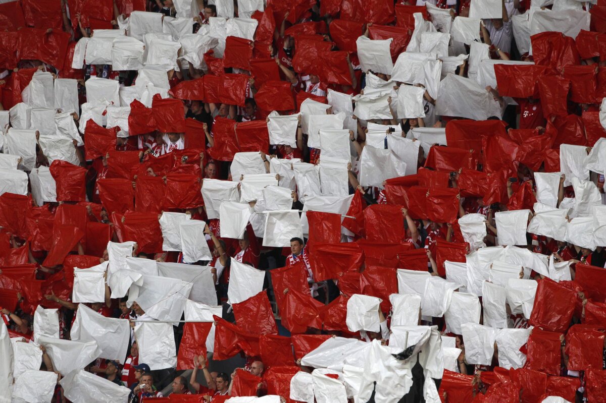 FOTO&VIDEO Sărbătoare pe Allianz Arena! Coregrafie impresionantă a fanilor lui Bayern
