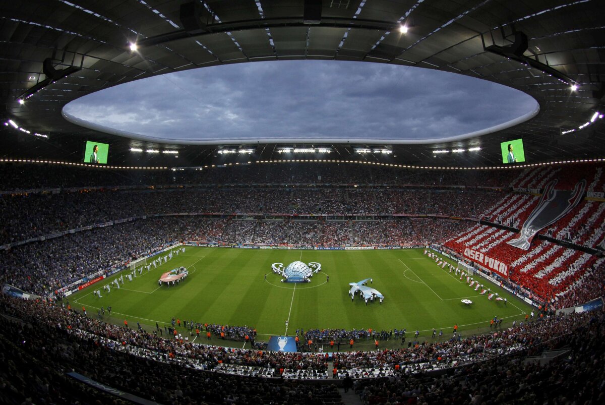 FOTO&VIDEO Sărbătoare pe Allianz Arena! Coregrafie impresionantă a fanilor lui Bayern