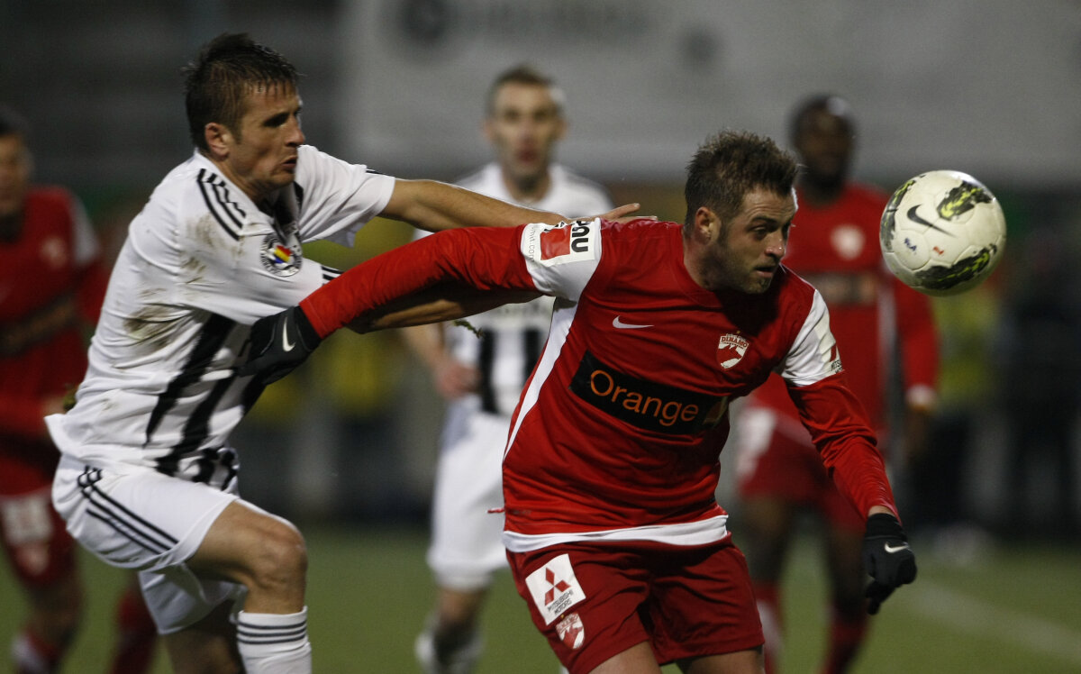 FOTO&VIDEO Victorie fără valoare » Dinamo - Astra 3-0 şi "cîinii" încheie campionatul pe locul 5