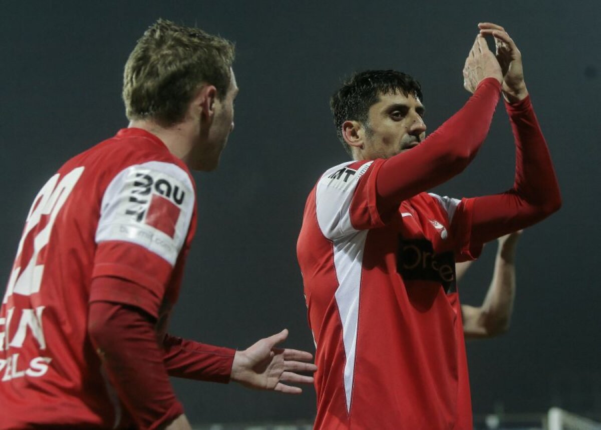FOTO&VIDEO Victorie fără valoare » Dinamo - Astra 3-0 şi "cîinii" încheie campionatul pe locul 5