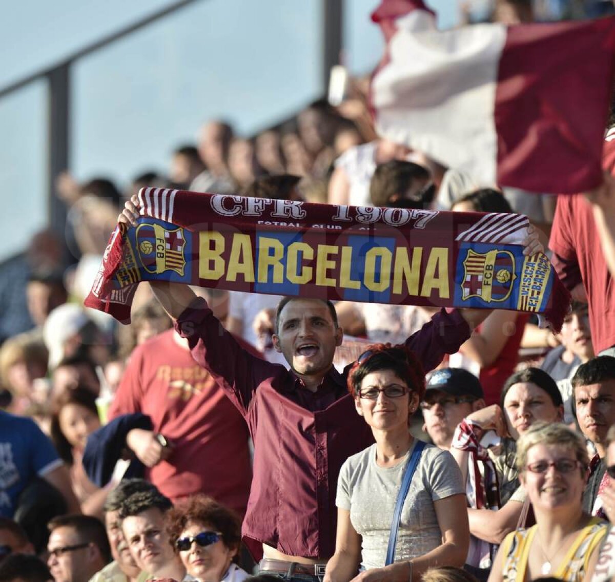 FOTO Femei şi copii campioni » Atmosferă de sărbătoare la CFR Cluj - Steaua