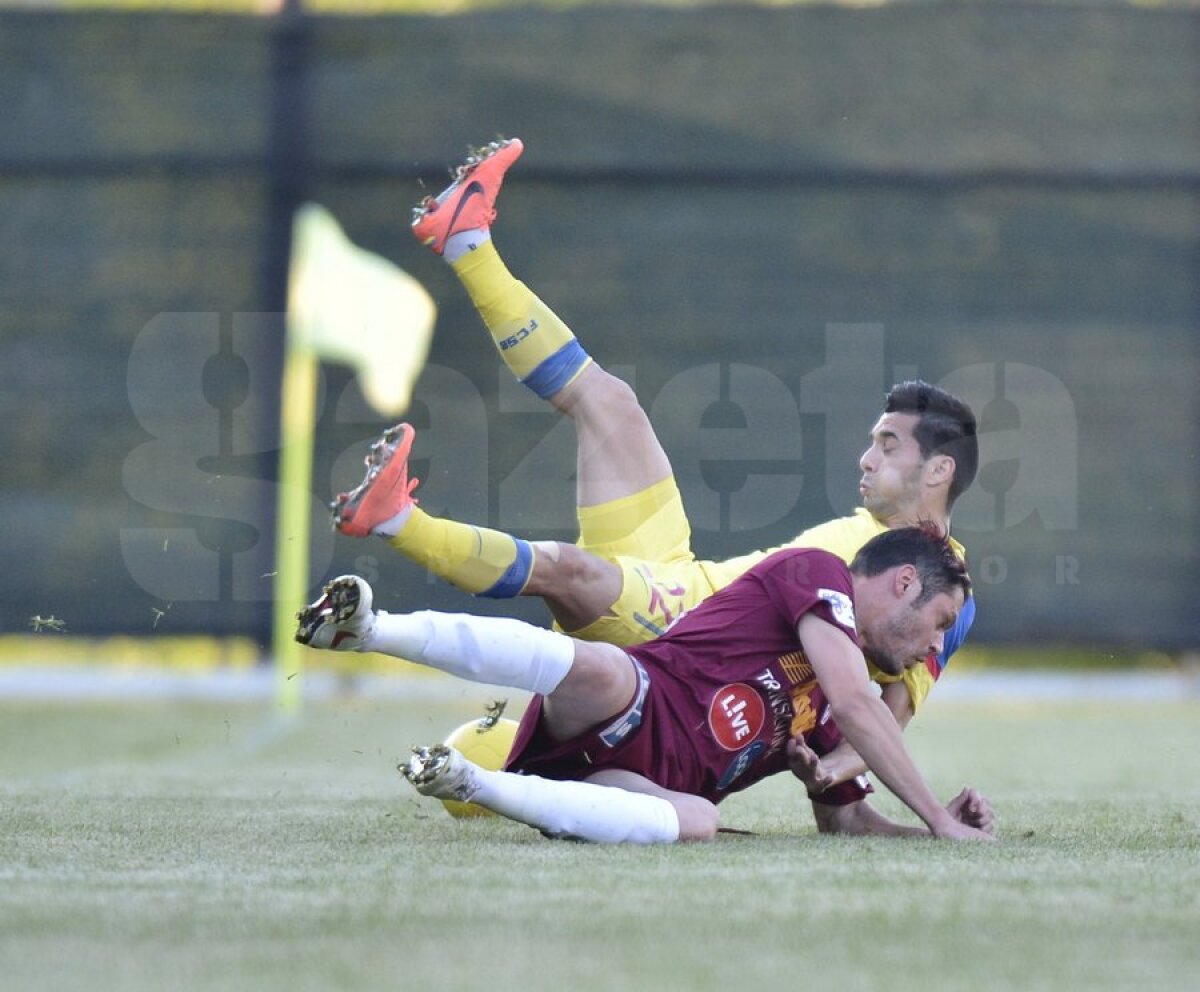 FOTO&VIDEO Liga e în provincie » CFR Cluj - Steaua 1-1 şi roş-albaştrii merg în Europa League, de pe locul 3