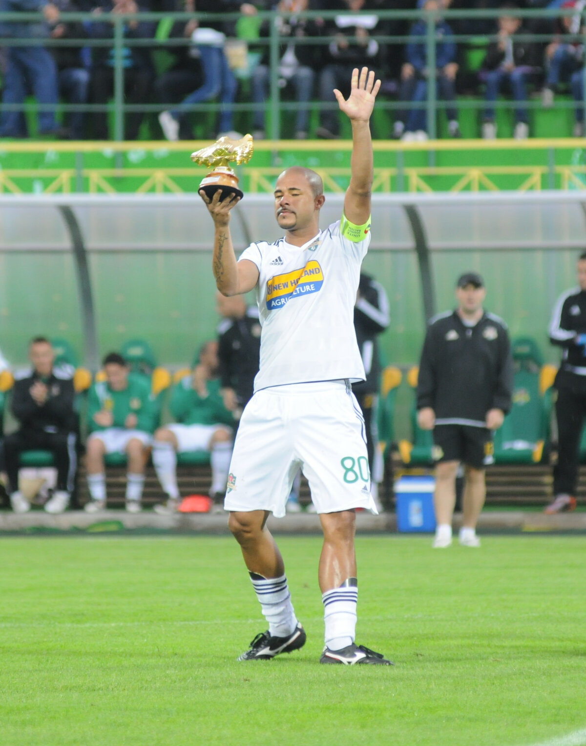 FOTO Wesley premiat: a primit trofeul destinat golgeterului din Liga 1