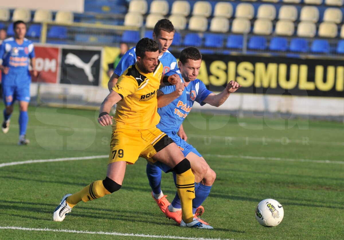 VIDEO FC Braşov încheie sezonul cu o victorie, 2-1 cu Tg. Mureş