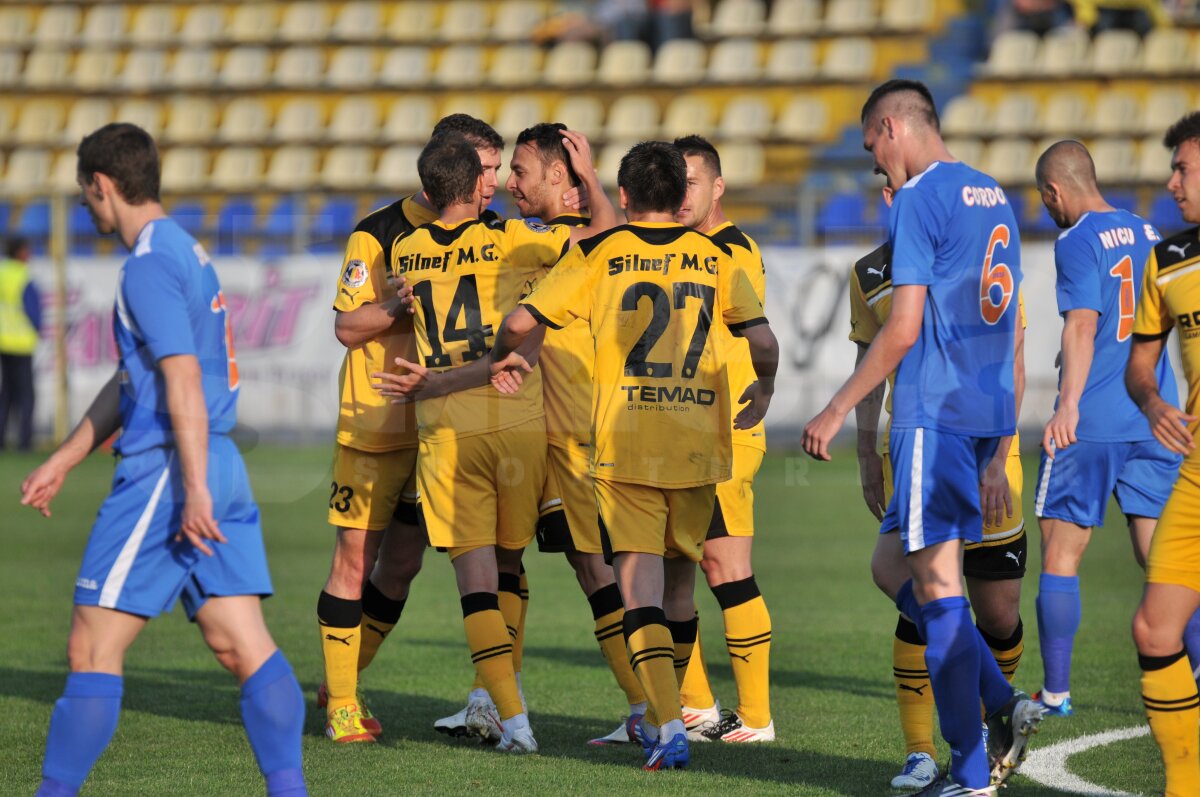 VIDEO FC Braşov încheie sezonul cu o victorie, 2-1 cu Tg. Mureş