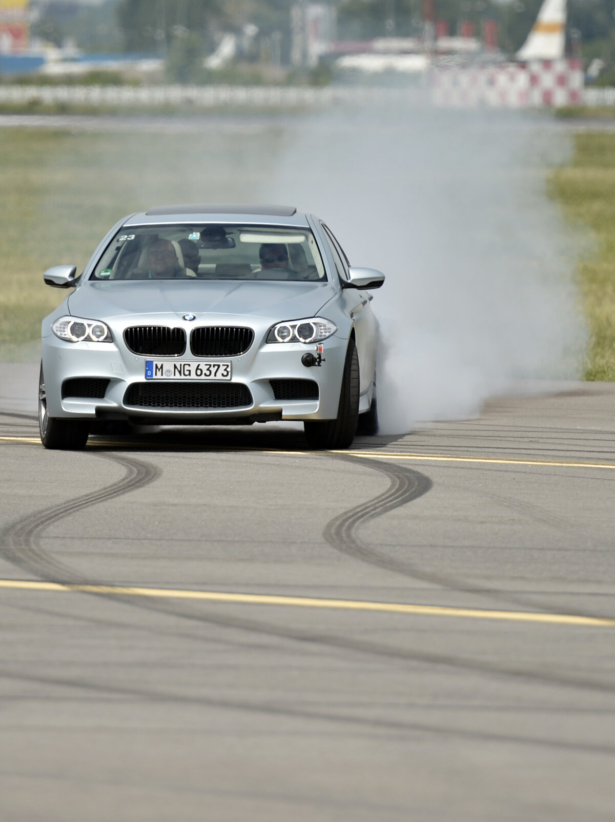 FOTO BMW M Drive Tour 2012, un spectacol pe 4 roţi