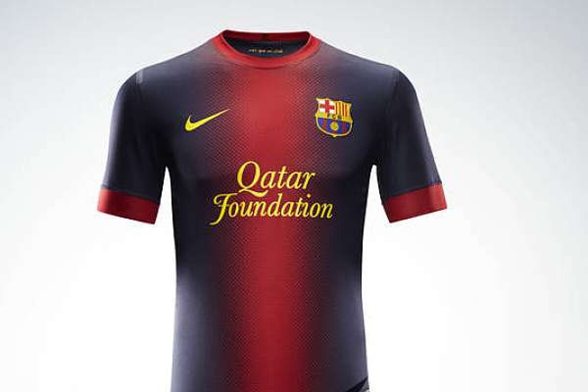 FOTO » Barcelona şi-a prezentat echipamentul pentru sezonul viitor. Cum ţi se pare?