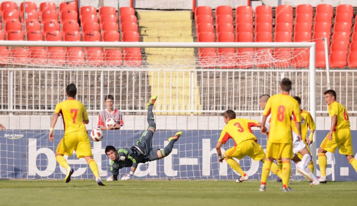 FOTO Bute, varianta Novi Sad » "Tricolorii" U19 au fost făcuţi KO de sîrbi în meciul decisiv pentru calificarea la Euro