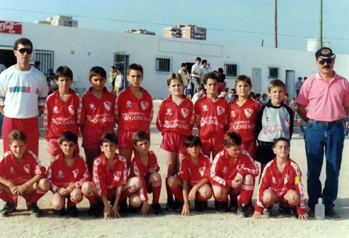 FOTO DE COLECŢIE » Îi recunoşti? Ei sînt campionii Spaniei cînd erau mici :D