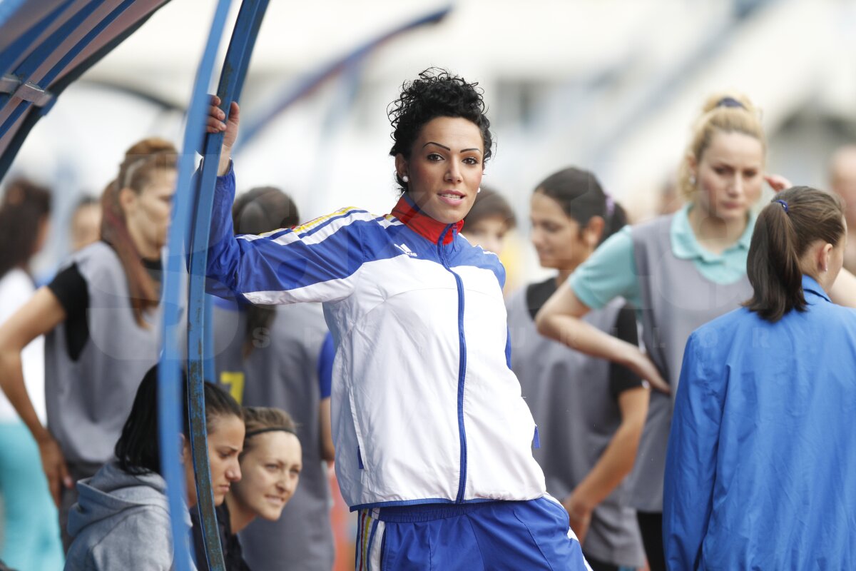 Reportaj la examenul arbitrelor » Nea Nelu şi "fluieraşele" :)