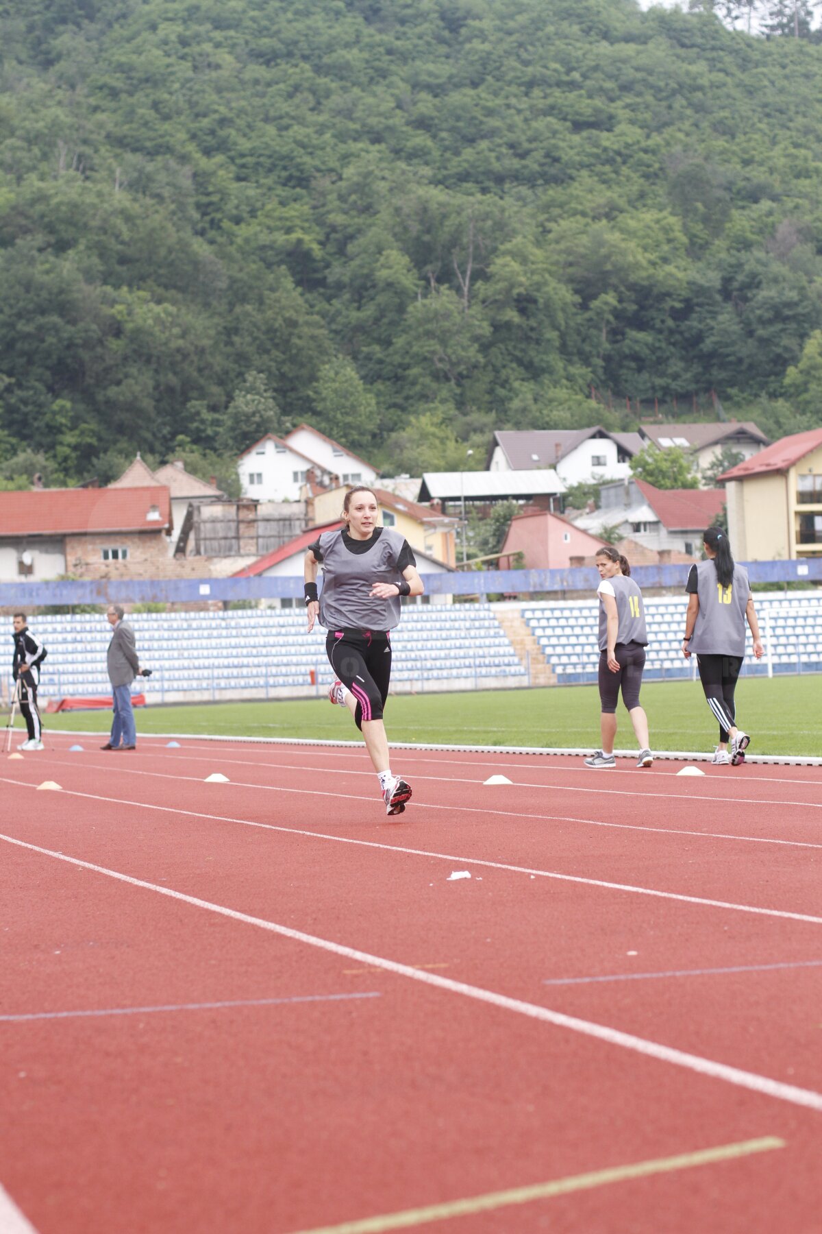Reportaj la examenul arbitrelor » Nea Nelu şi "fluieraşele" :)