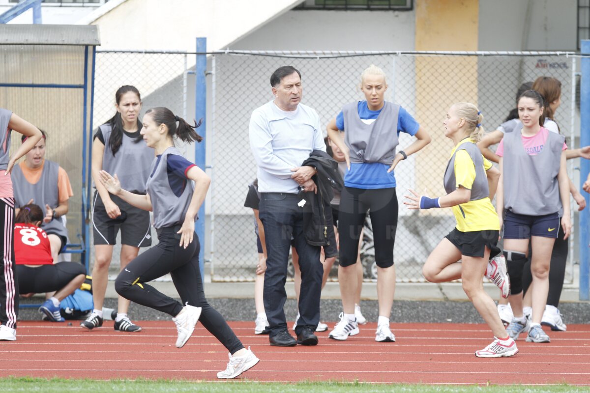 Reportaj la examenul arbitrelor » Nea Nelu şi "fluieraşele" :)