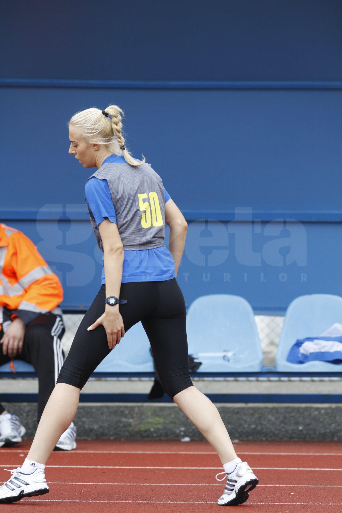 Reportaj la examenul arbitrelor » Nea Nelu şi "fluieraşele" :)