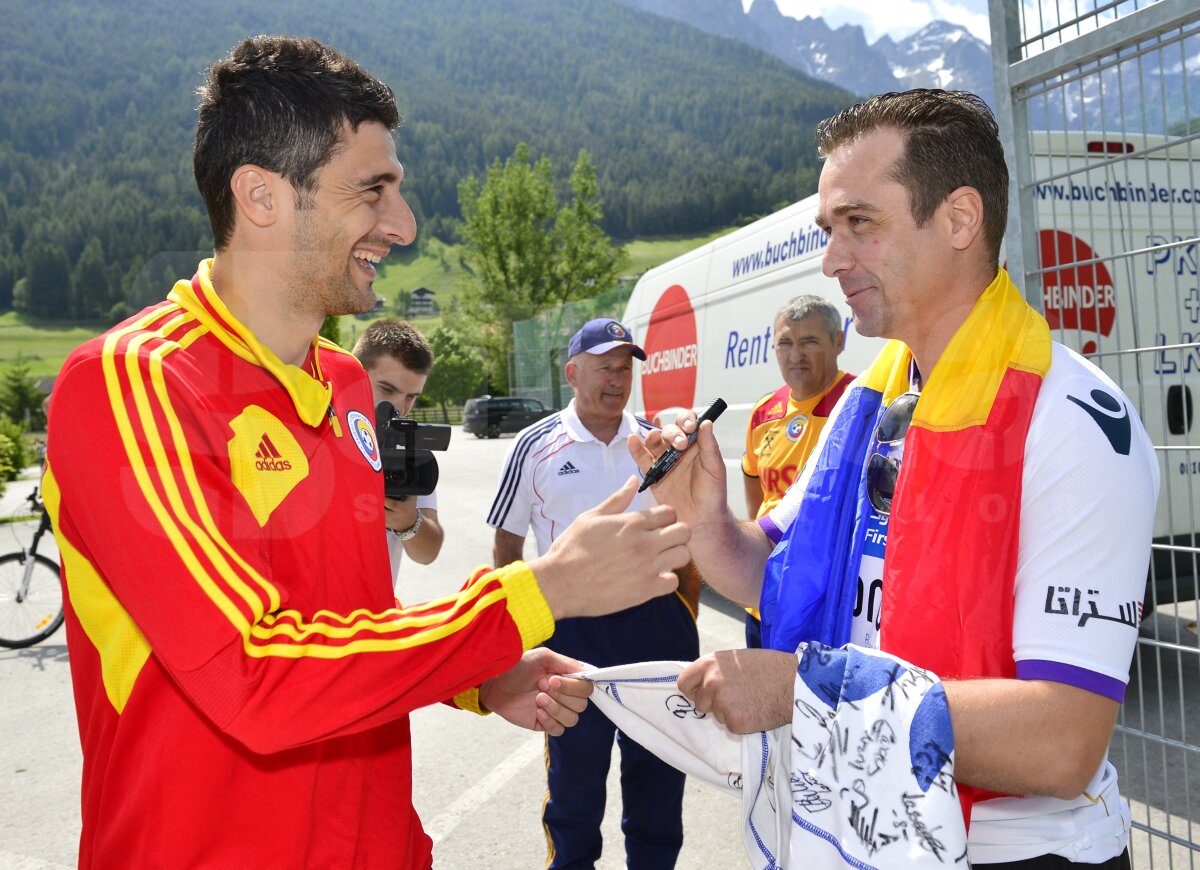 FOTO » Cu zîmbetul pe buze » "Tricolorii" s-au relaxat la antrenamentul dinaintea meciului cu Austria