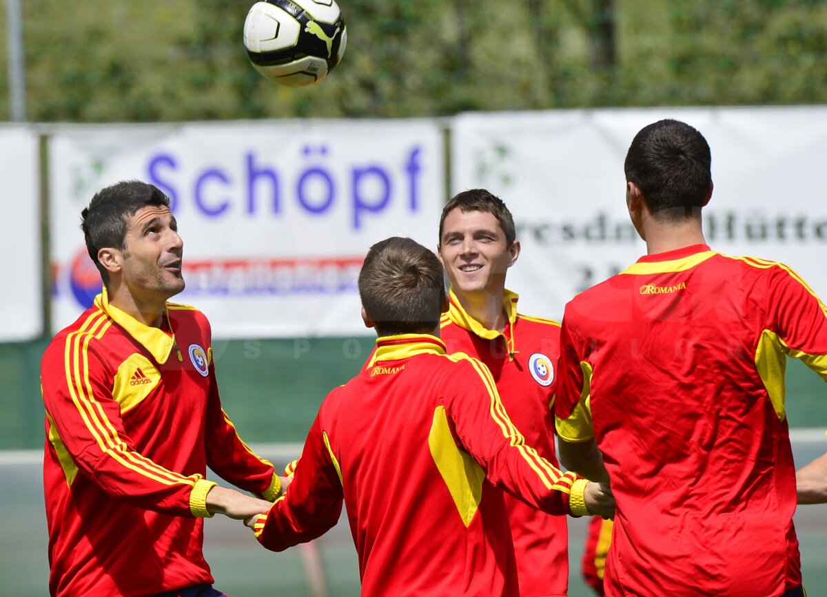 FOTO » Cu zîmbetul pe buze » "Tricolorii" s-au relaxat la antrenamentul dinaintea meciului cu Austria