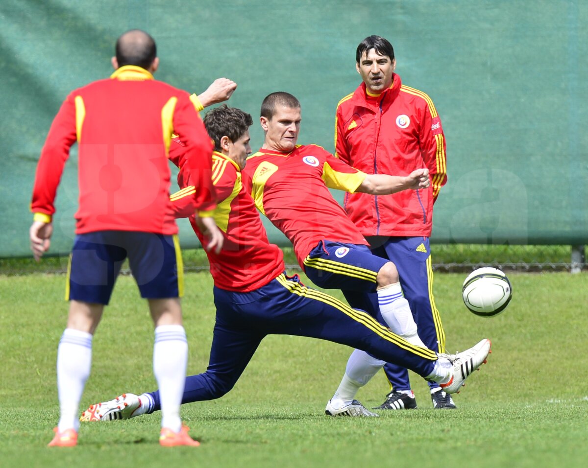 FOTO » Cu zîmbetul pe buze » "Tricolorii" s-au relaxat la antrenamentul dinaintea meciului cu Austria