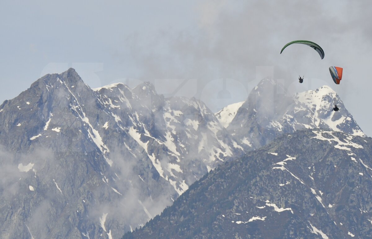 FOTO » Cu zîmbetul pe buze » "Tricolorii" s-au relaxat la antrenamentul dinaintea meciului cu Austria